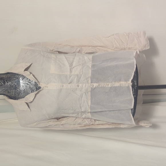 ✨50% OFF✨ Anthropologie Bar III light pink button down - Picture 2 of 8